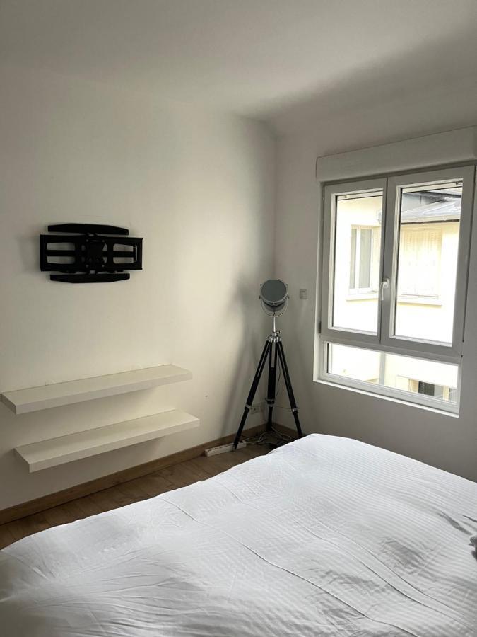 Ecu : Superbe Appartement Avec Exterieur ランス エクステリア 写真