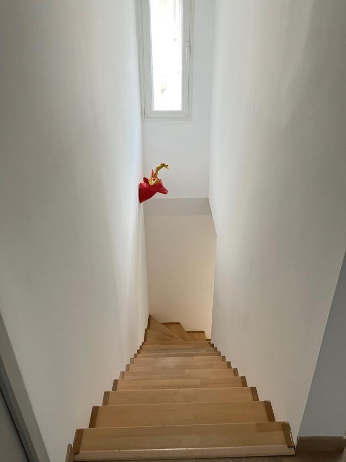 Ecu : Superbe Appartement Avec Exterieur ランス エクステリア 写真